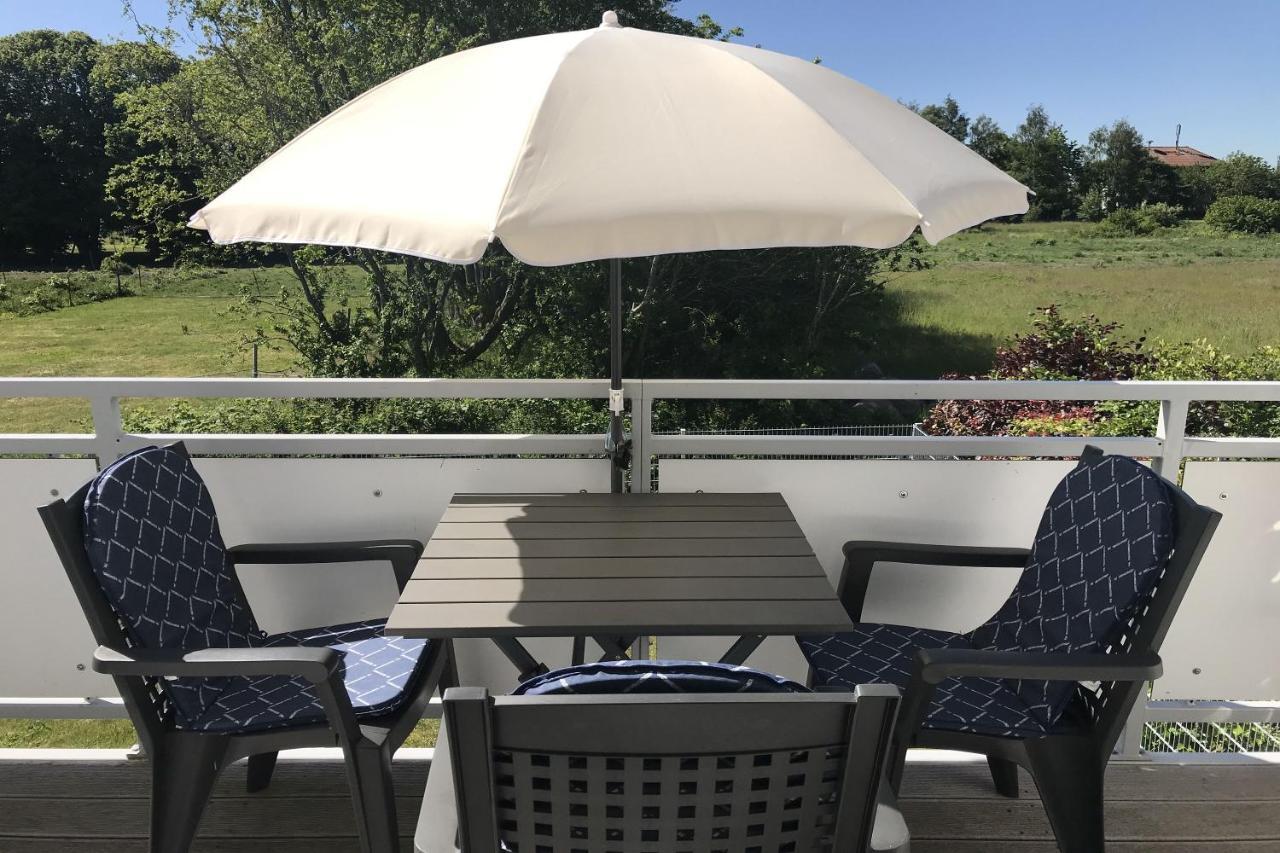 Ferienwohnung In Ruhiger Lage Und Mit Balkon - Ferienhaus Solamar Fewo Og Breege Eksteriør bilde